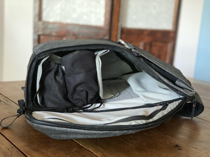 Right side pocket with 2 prime lenses