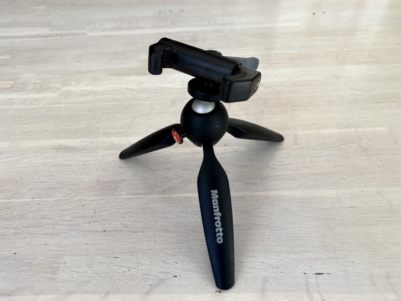 Manfrotto tripod with the Glif
